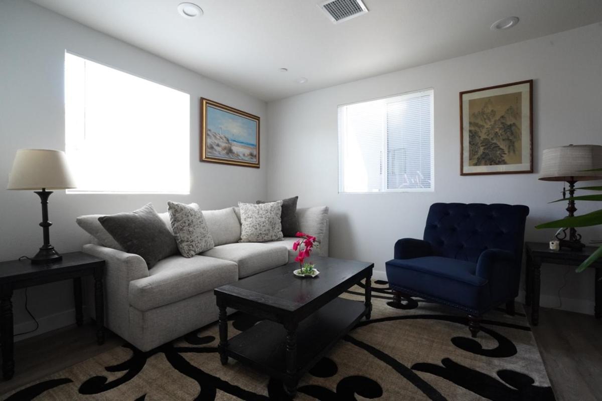 Good Shepard Homestay Los Angeles Eksteriør bilde